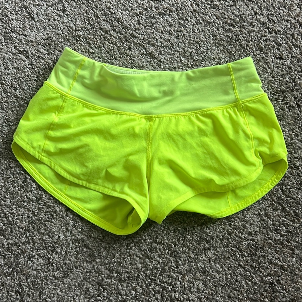 Lululemon speed up shorts, size 2, highlight yellow